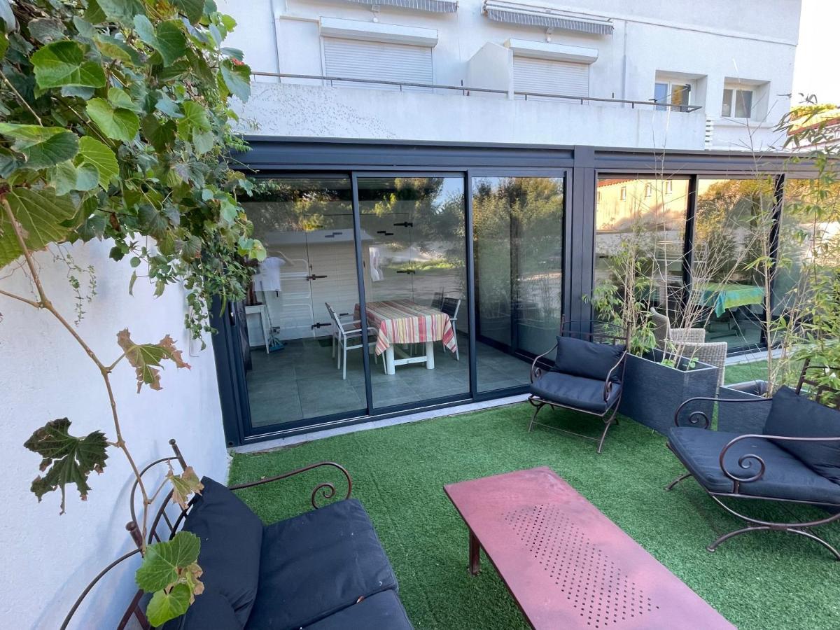 Residence San Paolisa Hyères Екстериор снимка