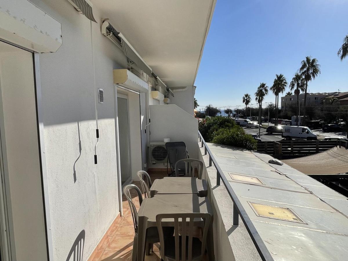 Residence San Paolisa Hyères Екстериор снимка